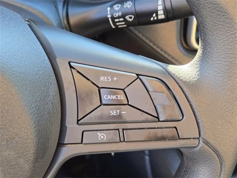 Used 2025 Nissan Versa S w/ Trunk Package image 23