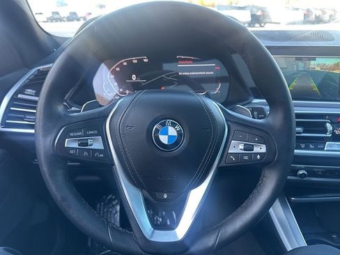 Used 2022 BMW X5 xDrive40i w/ Premium Package image 15
