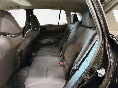 Used 2022 Toyota Corolla Cross LE image 22