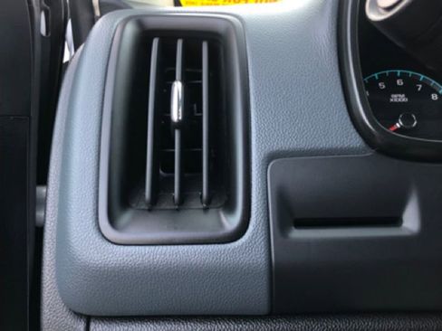 Used 2022 Chevrolet Colorado Z71 image 9