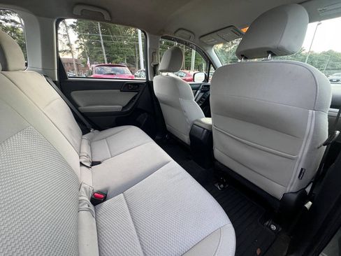 Used 2017 Subaru Forester 2.5i w/ Alloy Wheel Package AWD/4WD image 9