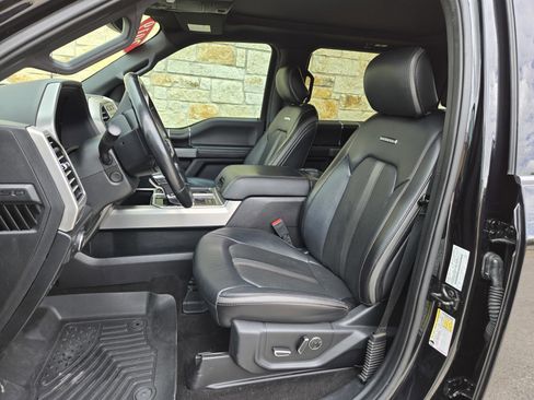 Used 2019 Ford F150 Platinum w/ Equipment Group 701A Luxury AWD/4WD image 5