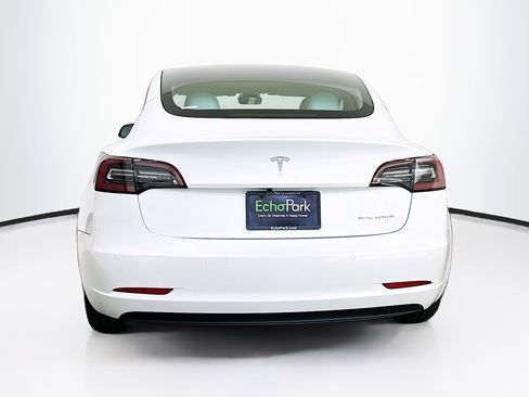 Used 2022 Tesla Model 3 Long Range image 7