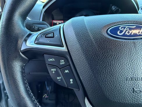 Used 2023 Ford Edge SEL w/ Cold Weather Package AWD/4WD image 17