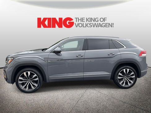 Used 2022 Volkswagen Atlas Cross Sport SEL Premium R-Line image 8