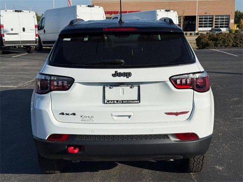 New 2026 Jeep Compass Trailhawk image 4