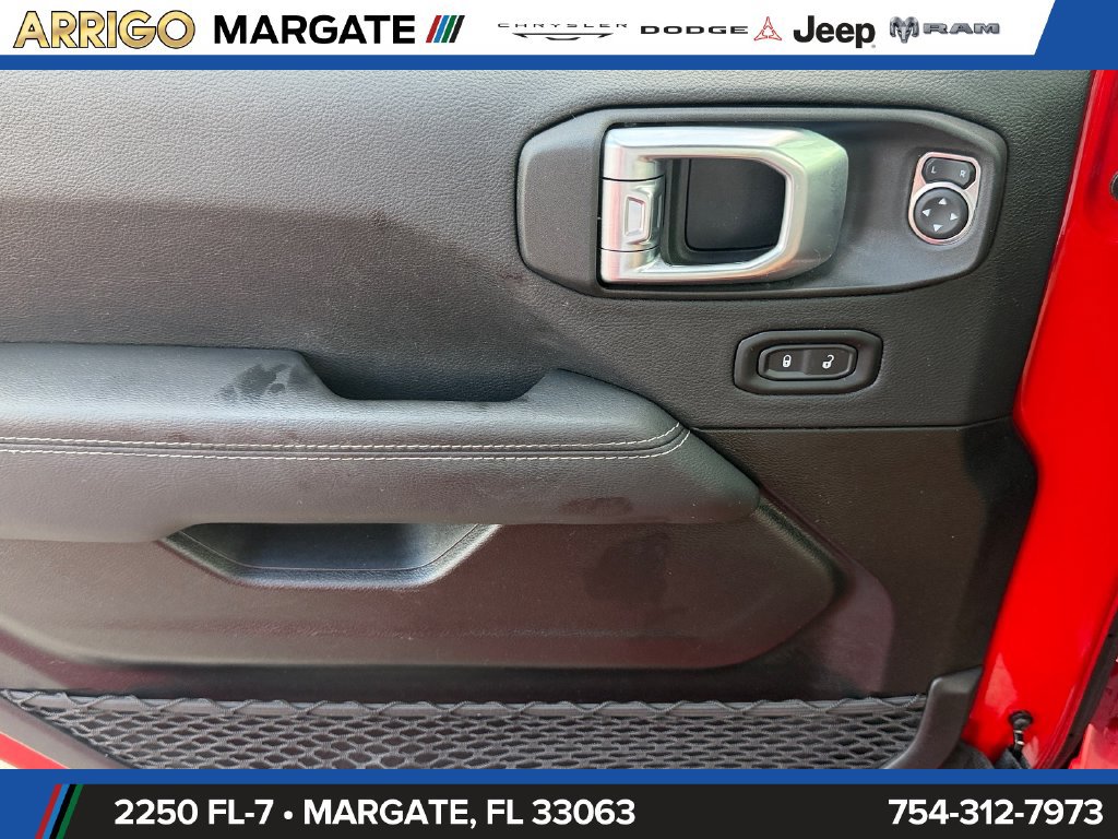 Used 2023 Jeep Gladiator Overland w/ Popular Equipment Package AWD/4WD image 36