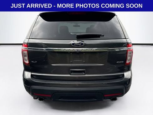 Used 2015 Ford Explorer XLT w/ Equipment Group 202B AWD/4WD image 7