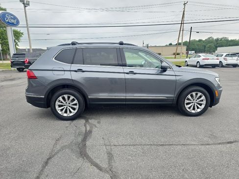 Used 2018 Volkswagen Tiguan SE FWD image 5