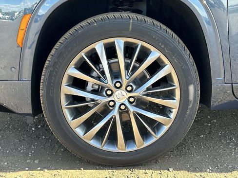 New 2026 Buick Enclave Avenir w/ Super Cruise Package FWD image 34