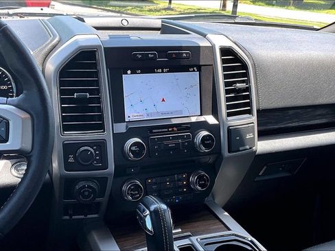 Used 2018 Ford F150 Lariat w/ Equipment Group 502A Luxury AWD/4WD image 6