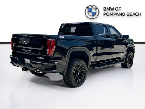 Used 2023 GMC Sierra 1500 Elevation w/ Elevation Premium Package AWD/4WD image 7