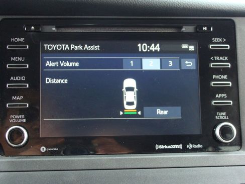 Used 2019 Toyota Sienna XLE w/ XLE Navigation Package FWD image 21