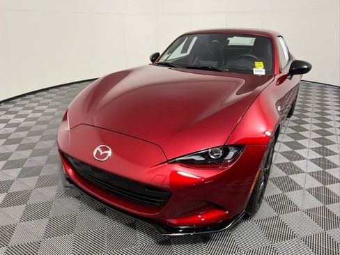Used 2024 MAZDA MX-5 Miata RF Club image 2