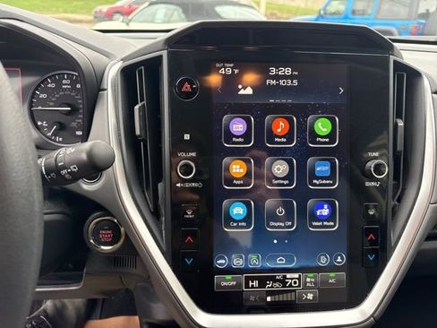 Used 2024 Subaru Crosstrek 2.0i Premium image 18