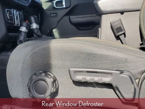 Used 2024 Jeep Wrangler Unlimited Sport AWD/4WD image 9