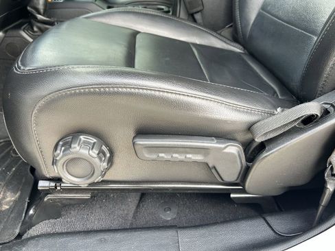 Used 2021 Jeep Wrangler Unlimited Sahara image 27