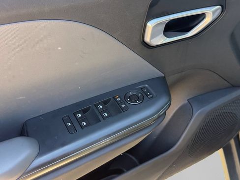 Used 2025 Kia K4 FWD image 19