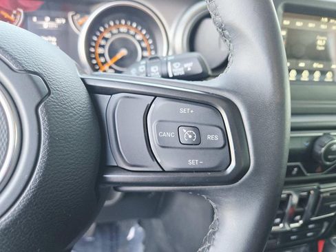 Used 2022 Jeep Wrangler Sport S image 24