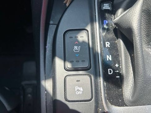 Used 2019 Hyundai Santa Fe XL FWD image 11