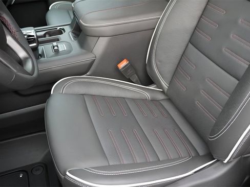 New 2026 GMC Sierra 1500 AT4X image 14