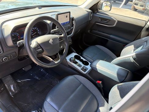 Used 2021 Ford Bronco Sport Outer Banks image 13