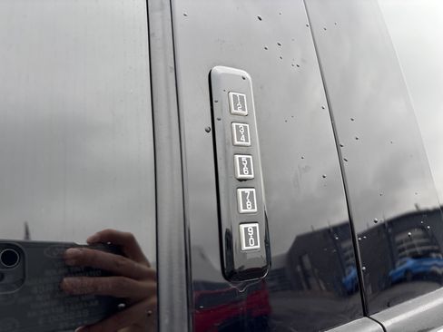 Used 2022 Ford F250 Lariat w/ Lariat Ultimate Package image 13