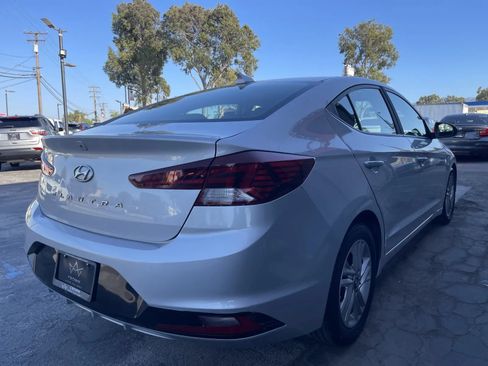 Used 2019 Hyundai Elantra Value Edition w/ Cargo Package FWD image 5