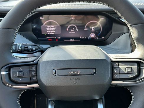 New 2026 Jeep Cherokee Limited image 22