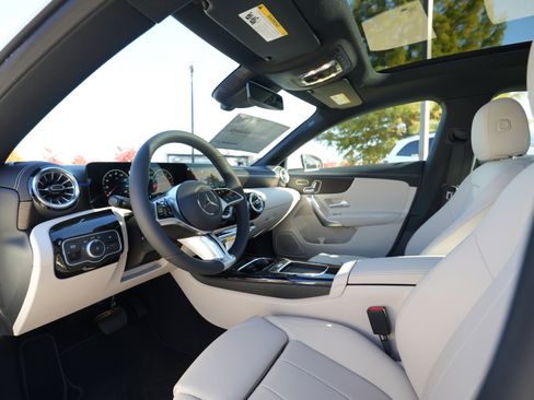 New 2026 Mercedes-Benz CLA 250 4MATIC image 35