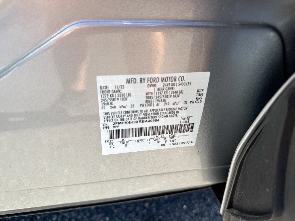Used 2024 Ford Edge Titanium AWD/4WD image 27