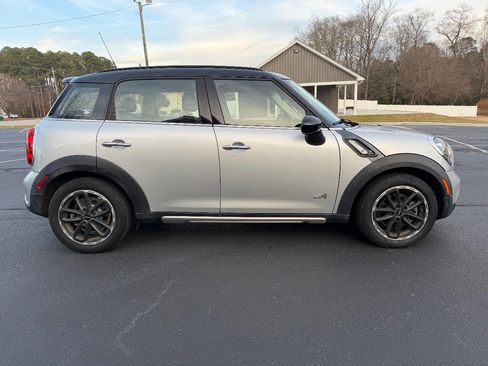 Used 2016 MINI Cooper Countryman S image 9