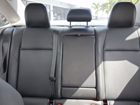 Used 2019 Volkswagen Jetta SEL w/ Cold Weather Package FWD image 20
