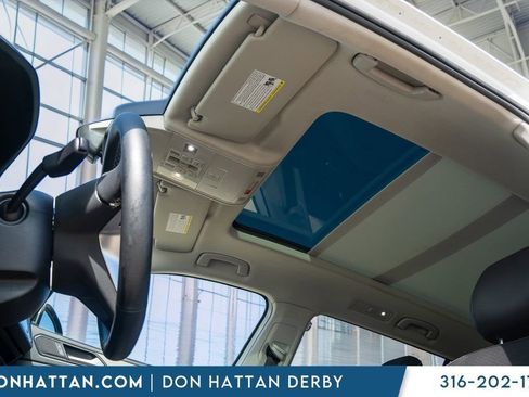 Used 2024 Volkswagen Tiguan SE FWD image 19