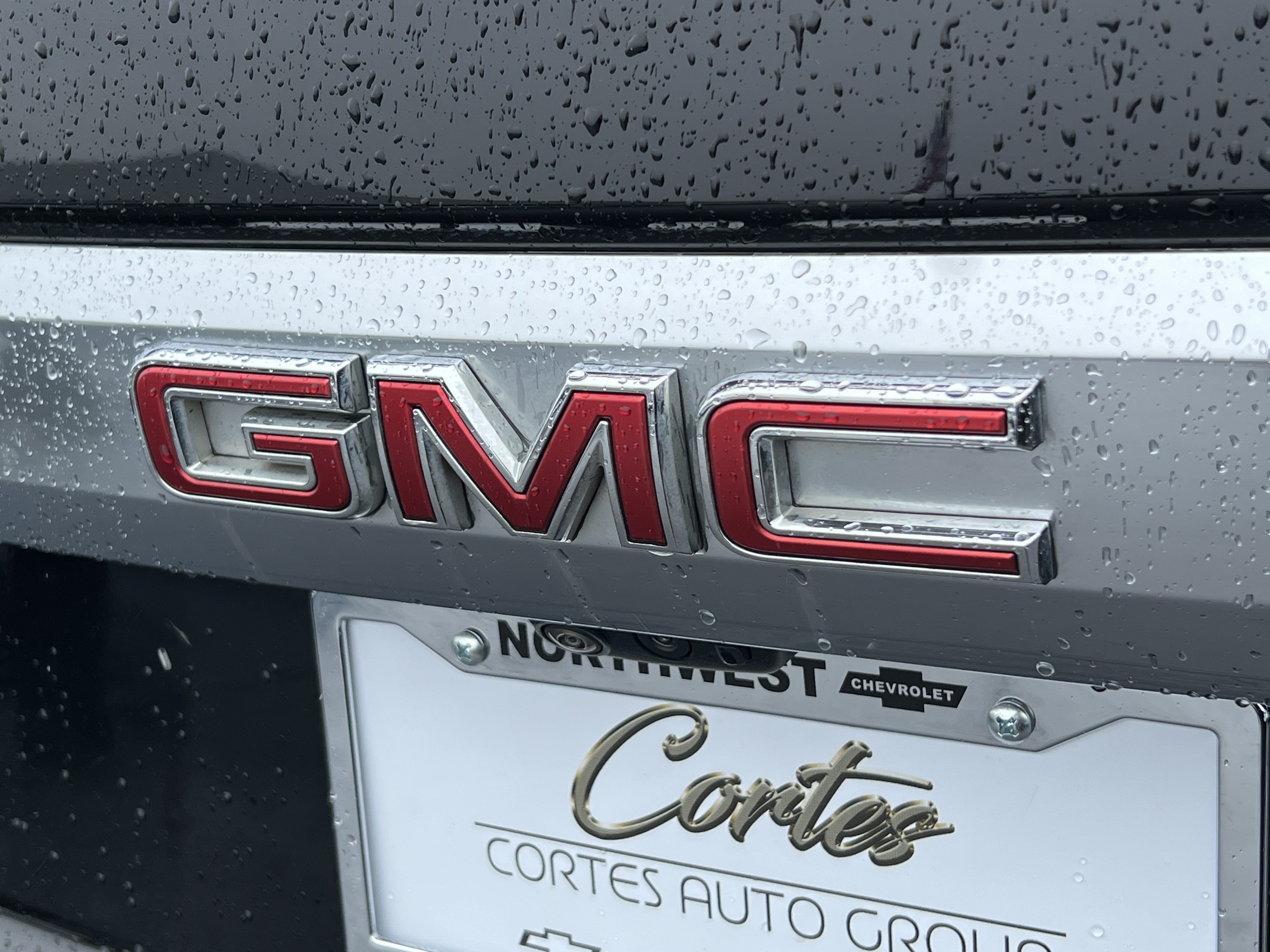 Used 2024 GMC Yukon XL Denali w/ Advanced Technology Package AWD/4WD image 8