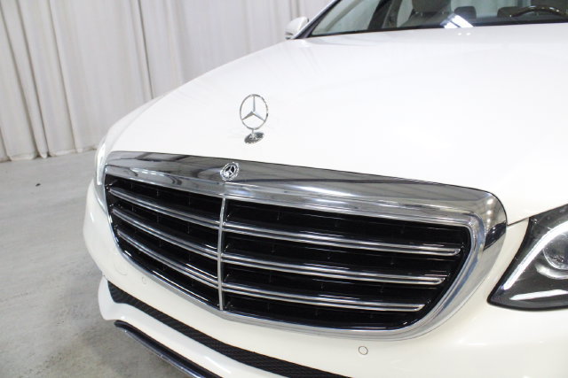 Used 2018 Mercedes-Benz E 300 image 32