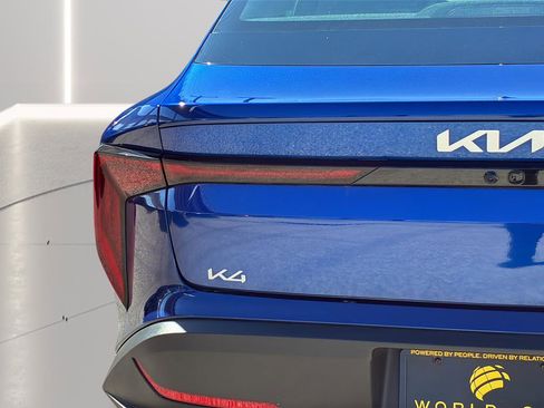 Certified 2025 Kia K4 EX FWD image 30