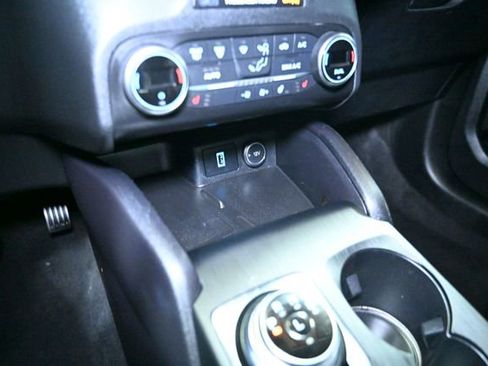 Used 2020 Ford Escape Titanium w/ Titanium Premium Package 2.0 image 30