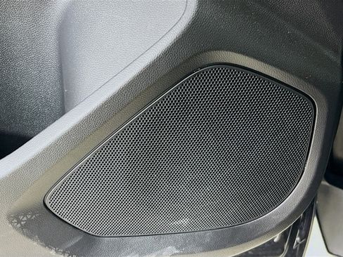 Used 2023 Chevrolet TrailBlazer RS image 19