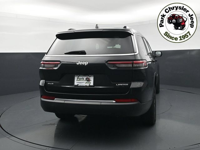 Used 2025 Jeep Grand Cherokee L Limited w/ Trailer Tow Package AWD/4WD image 5