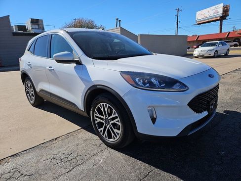 Used 2022 Ford Escape SEL image 1