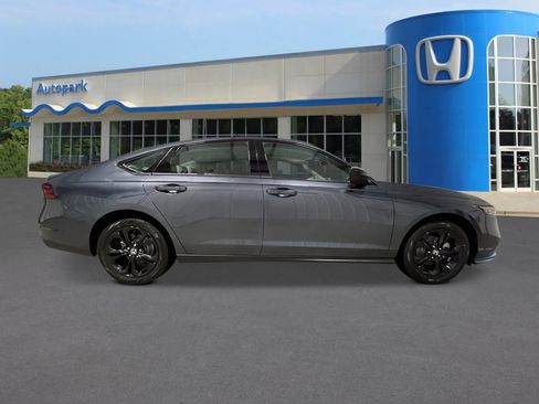 New 2025 Honda Accord SE image 7