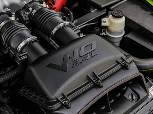 Used 2010 Dodge Viper ACR RWD image 98