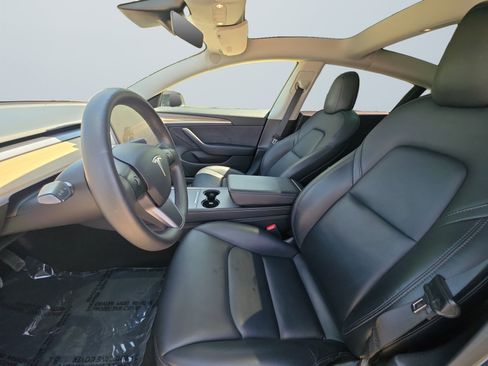 Used 2021 Tesla Model 3 Standard Range Plus RWD image 10