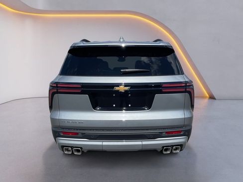 New 2026 Chevrolet Traverse LT w/ Driver Confidence Package image 6