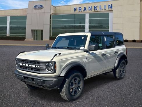 New 2026 Ford Bronco Big Bend AWD/4WD image 3