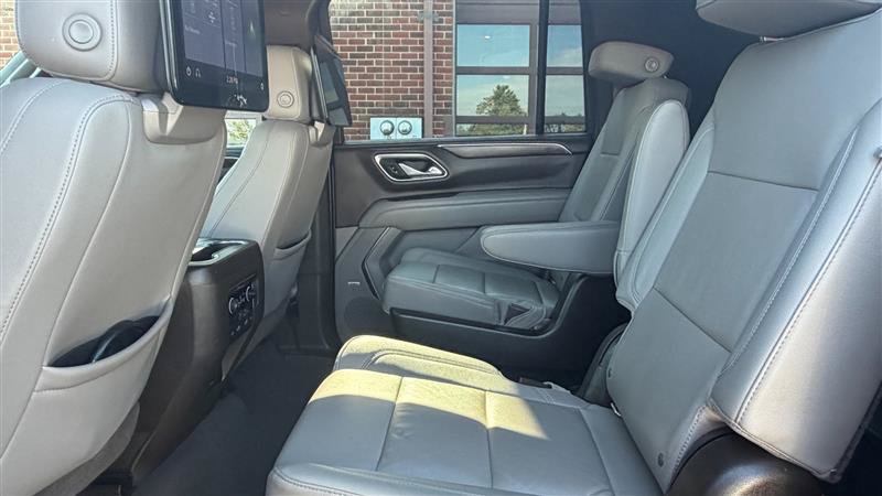 Used 2021 Chevrolet Suburban 4WD Z71 w/ Rear Media and Nav Package image 19