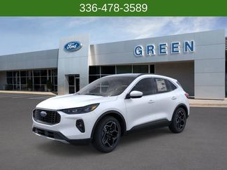 New 2026 Ford Escape Platinum w/ Premium Technology Package video 2