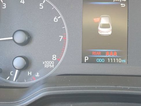 Used 2024 Toyota Corolla LE FWD image 25