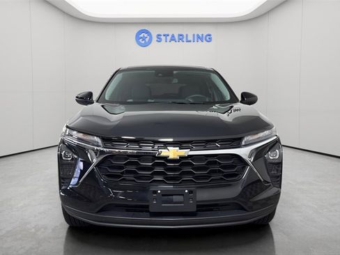 Used 2024 Chevrolet Trax LS w/ LS Convenience Package image 15